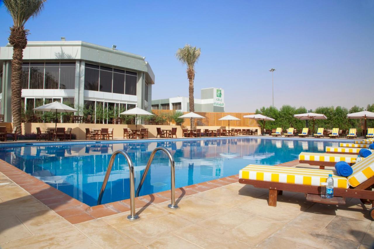Holiday Inn Riyadh Izdihar By Ihg Exterior photo