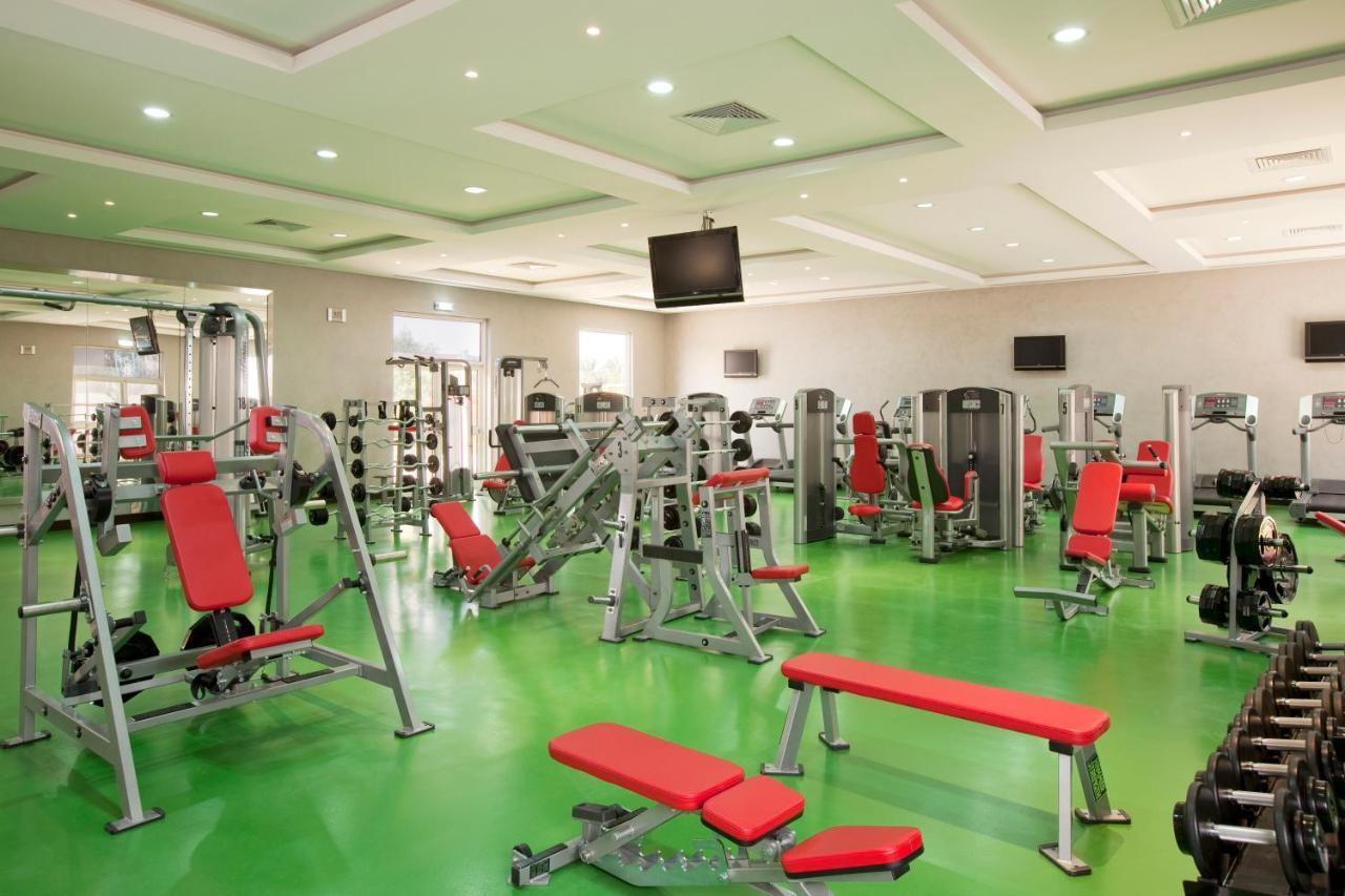 Holiday Inn Riyadh Izdihar By Ihg Exterior photo